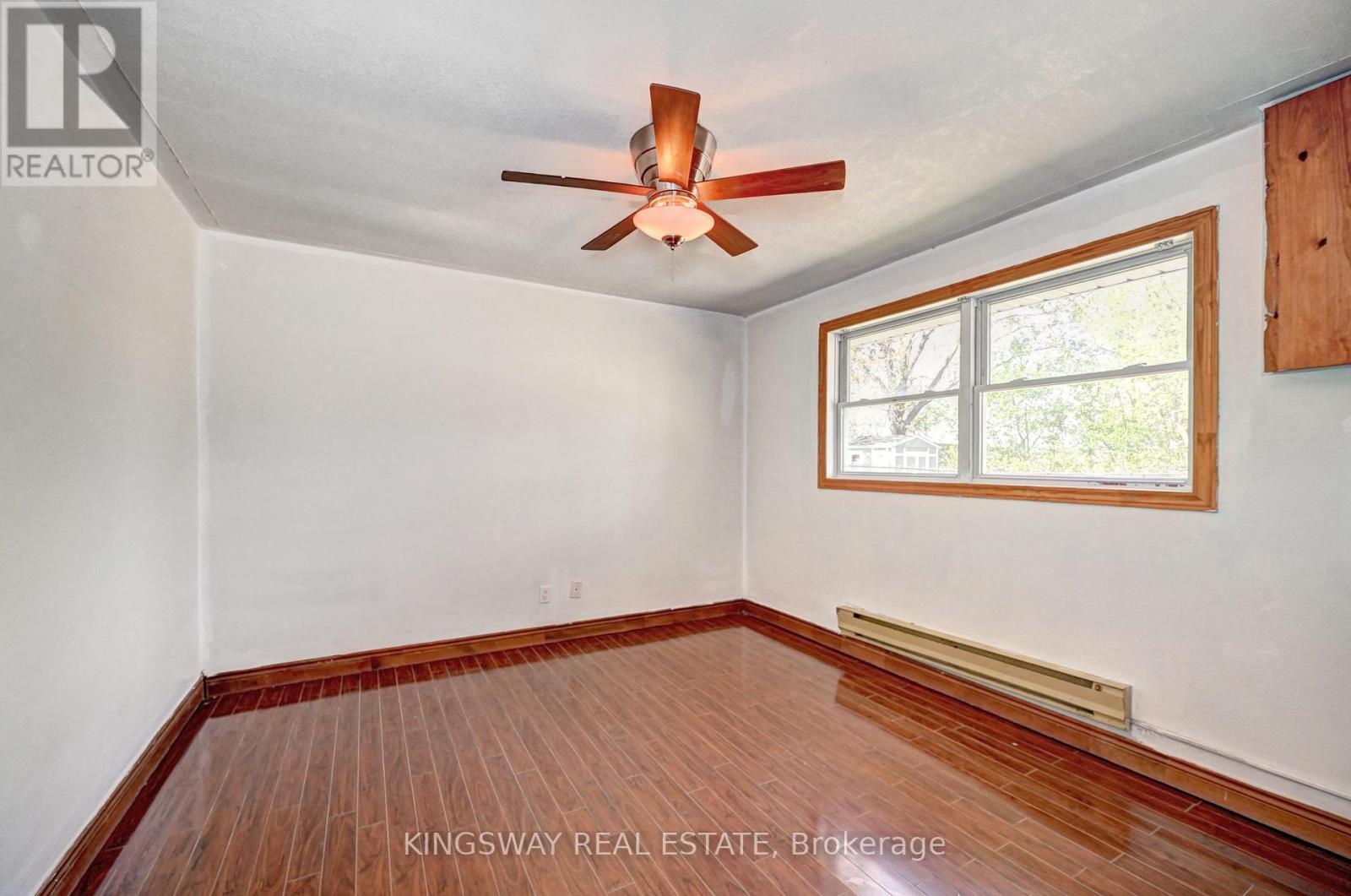 2340 FOUNTAIN STREET N - 36