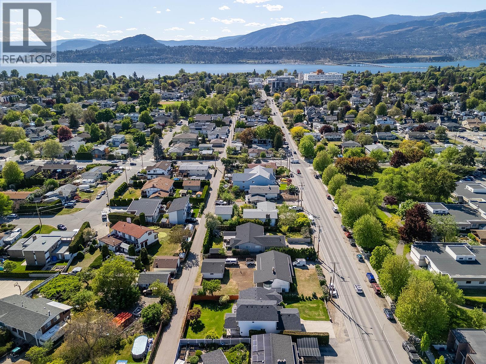 985 Guisachan Road, Kelowna