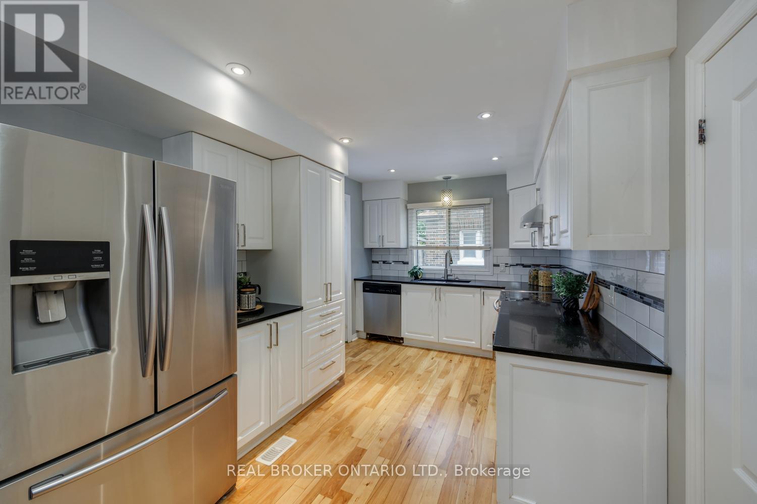234 OSHAWA BOULEVARD N - 13