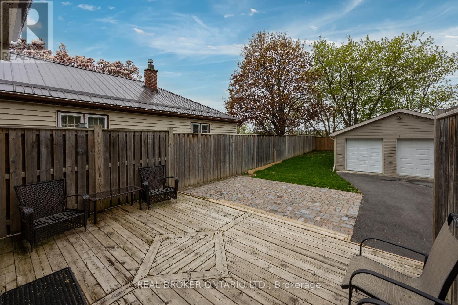 234 OSHAWA BOULEVARD N - 43