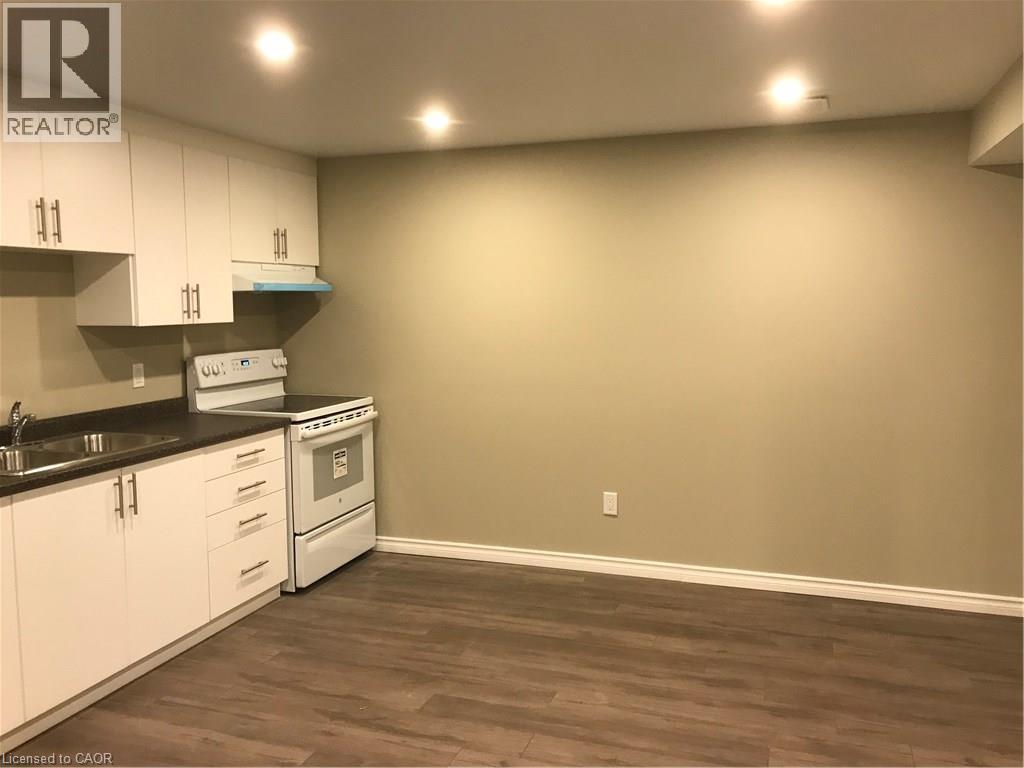 102 ELMBANK. Trail Unit# 2, Kitchener, Ontario, N2R0H2 — Photo 14