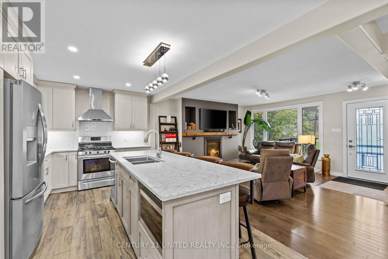 1746 LAKEHURST ROAD - 10