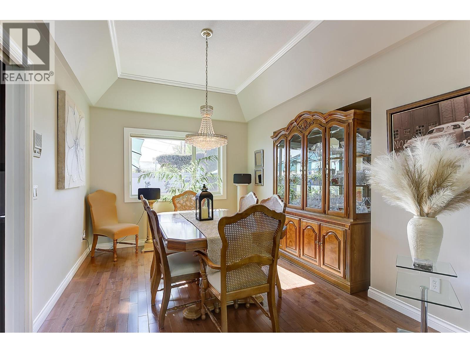 900 Mission Springs Crescent, Kelowna