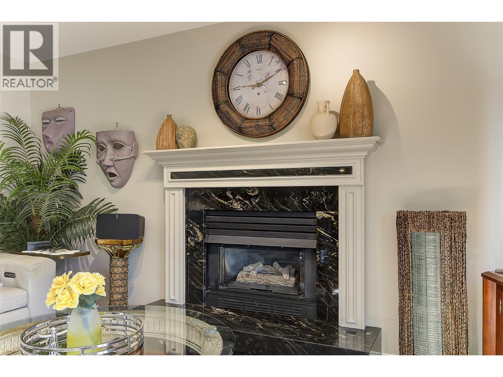 900 Mission Springs Crescent, Kelowna