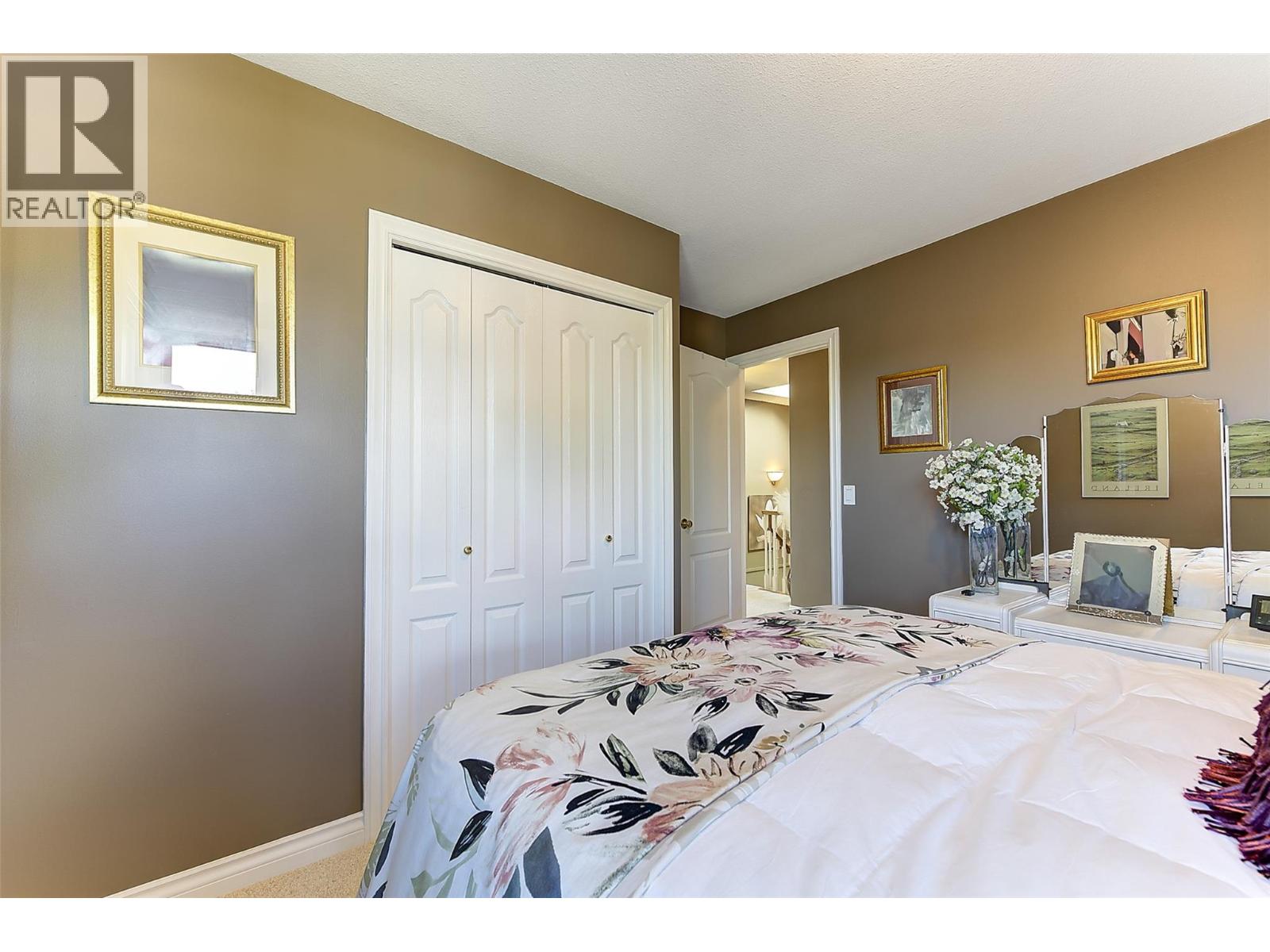 900 Mission Springs Crescent, Kelowna
