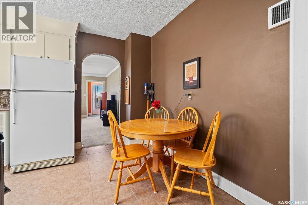 2445 Reynolds STREET - 22