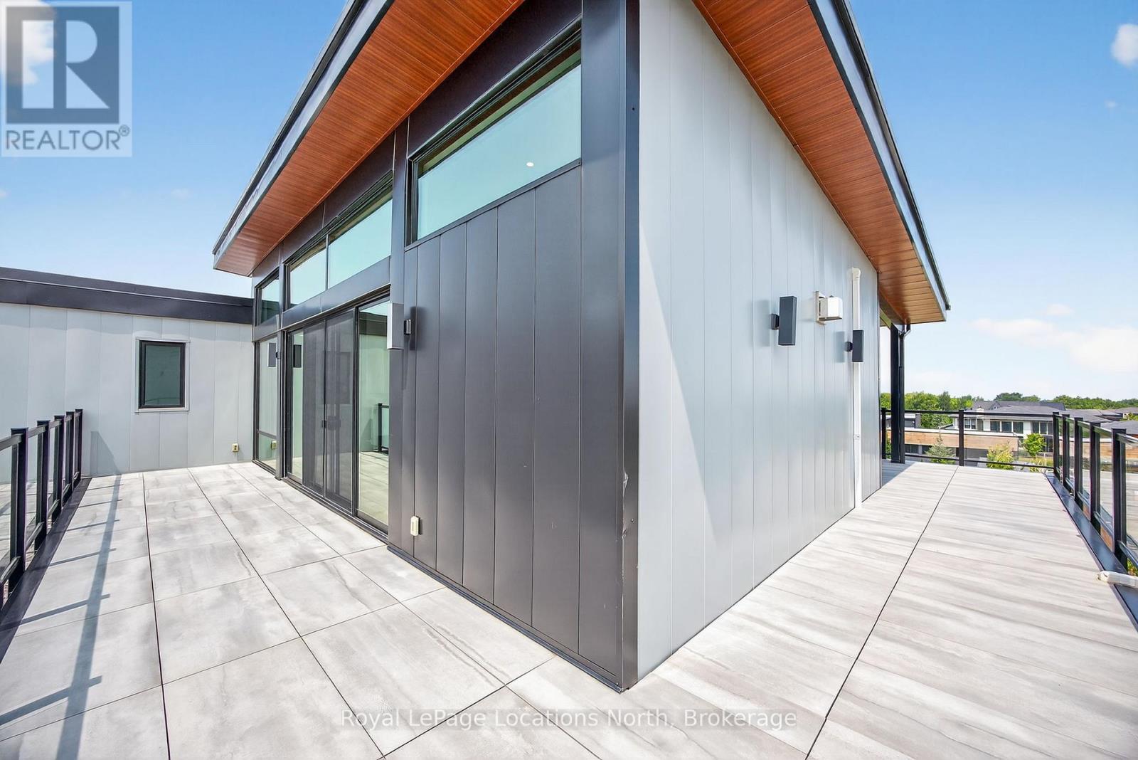 116 COURCHEVEL CRESCENT - 13
