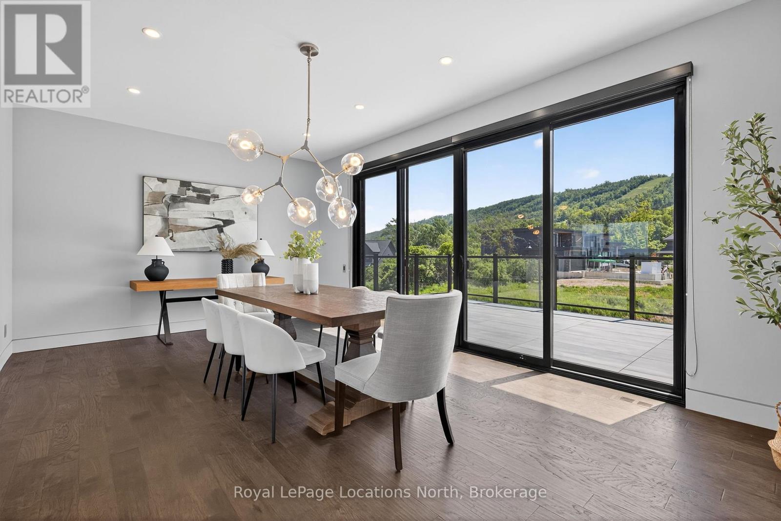 116 COURCHEVEL CRESCENT - 16