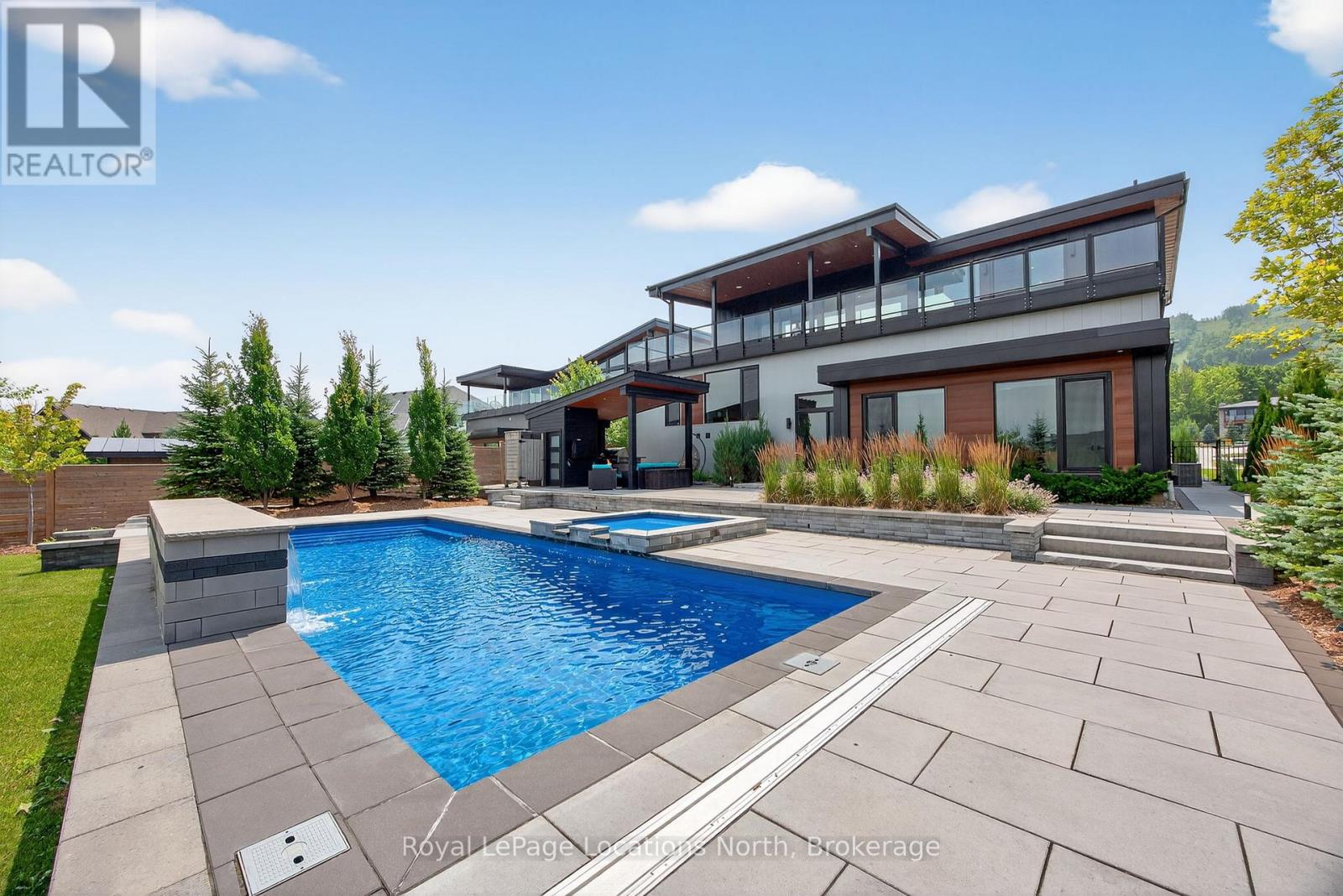116 COURCHEVEL CRESCENT - 32