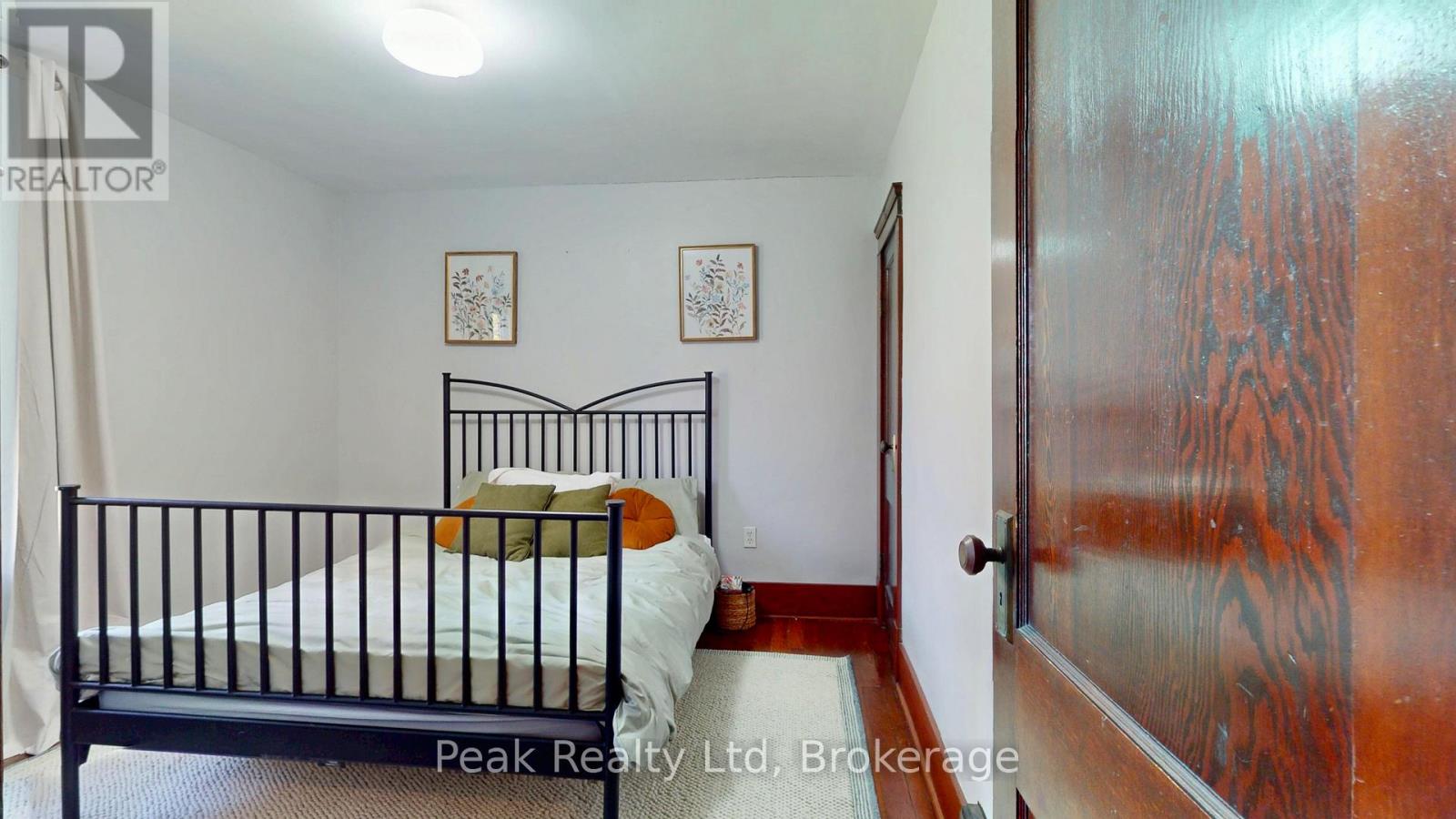 236 HURON ROAD - 14