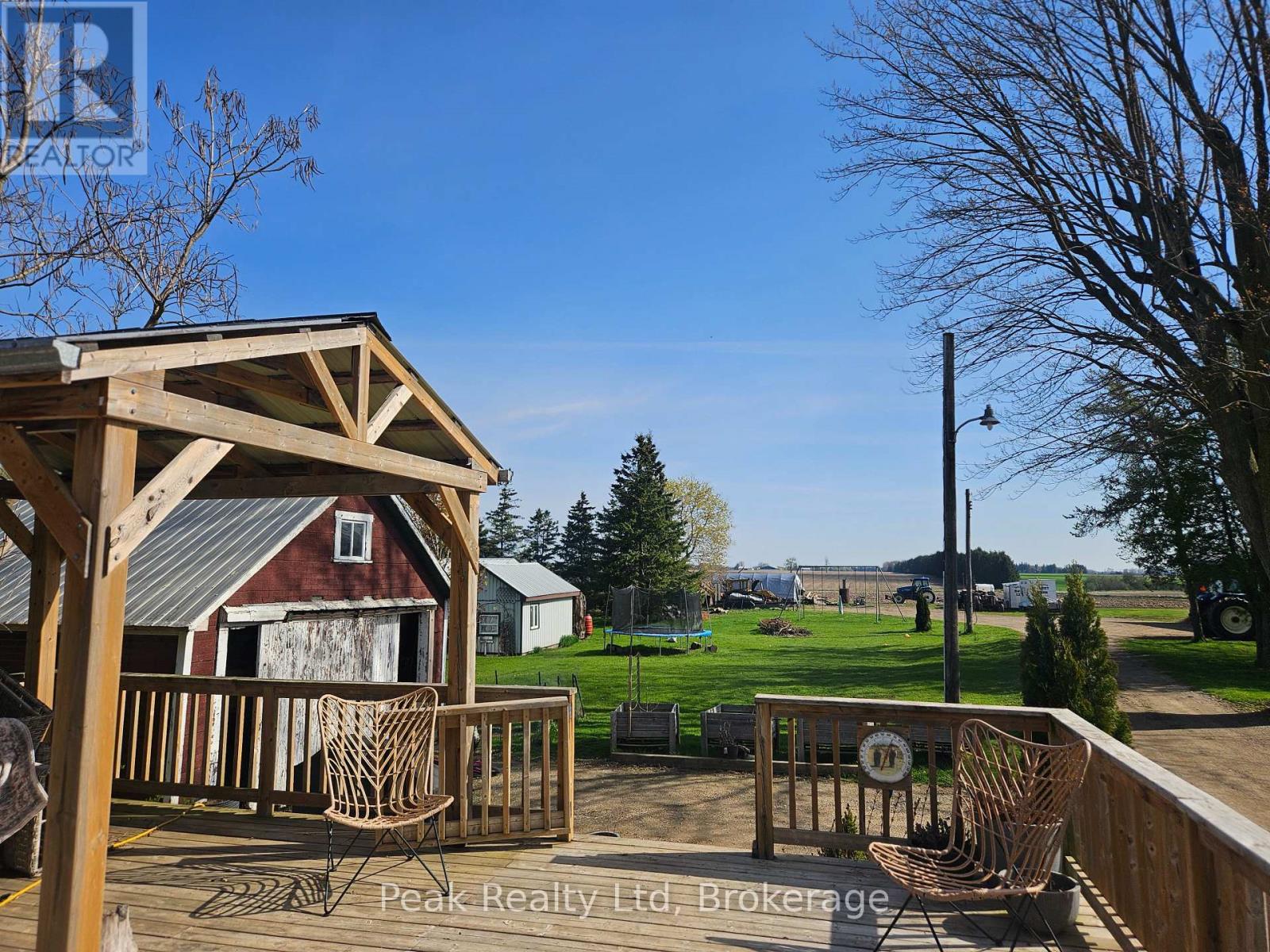 236 HURON ROAD - 18