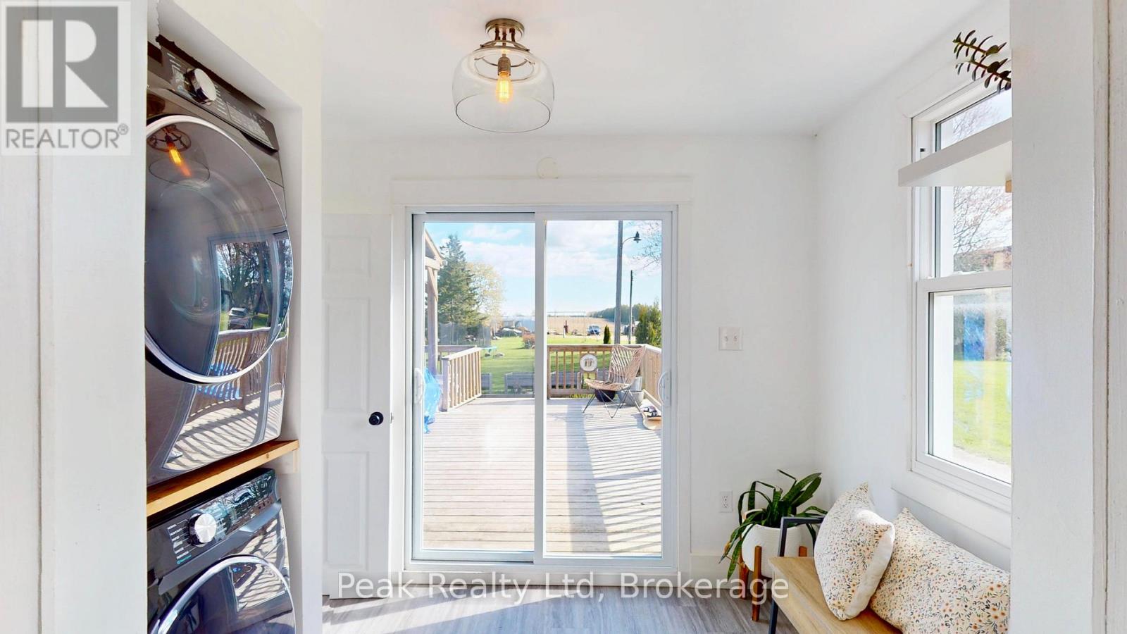 236 HURON ROAD - 22