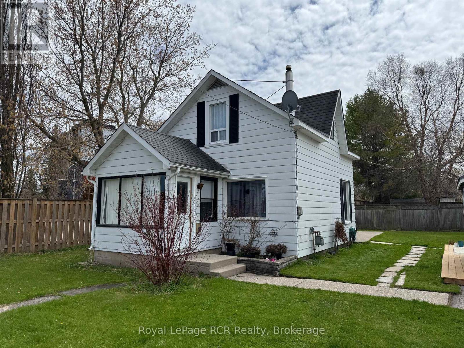 381 14TH STREET W - 1
