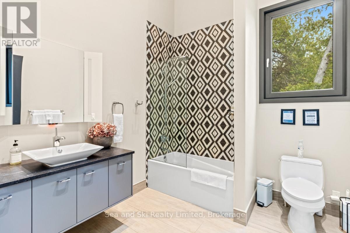 138 GEORGIAN BEACH LANE - 19