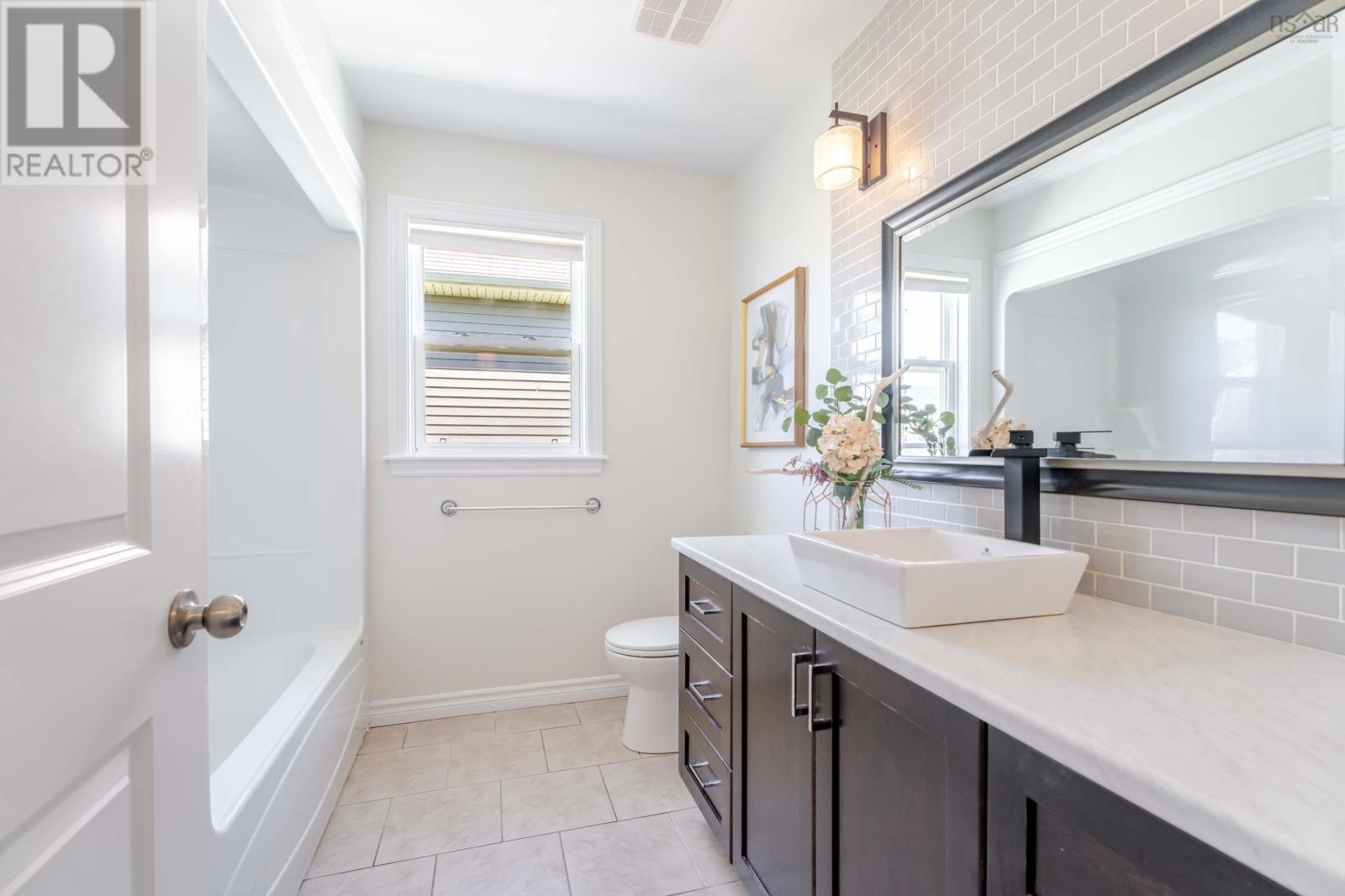 Property 34 of 49 of 276 Rutledge Street