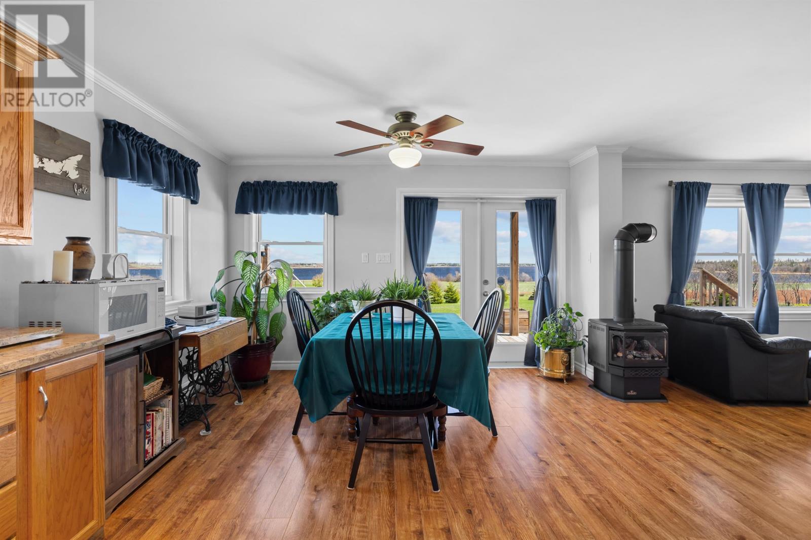 54 Hatton Road - 10