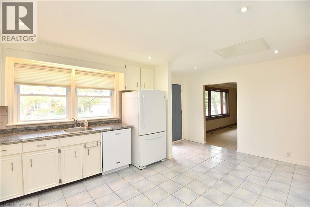 5409 CROYDON Road, Burlington, Ontario, L7L3J2 — Photo 18
