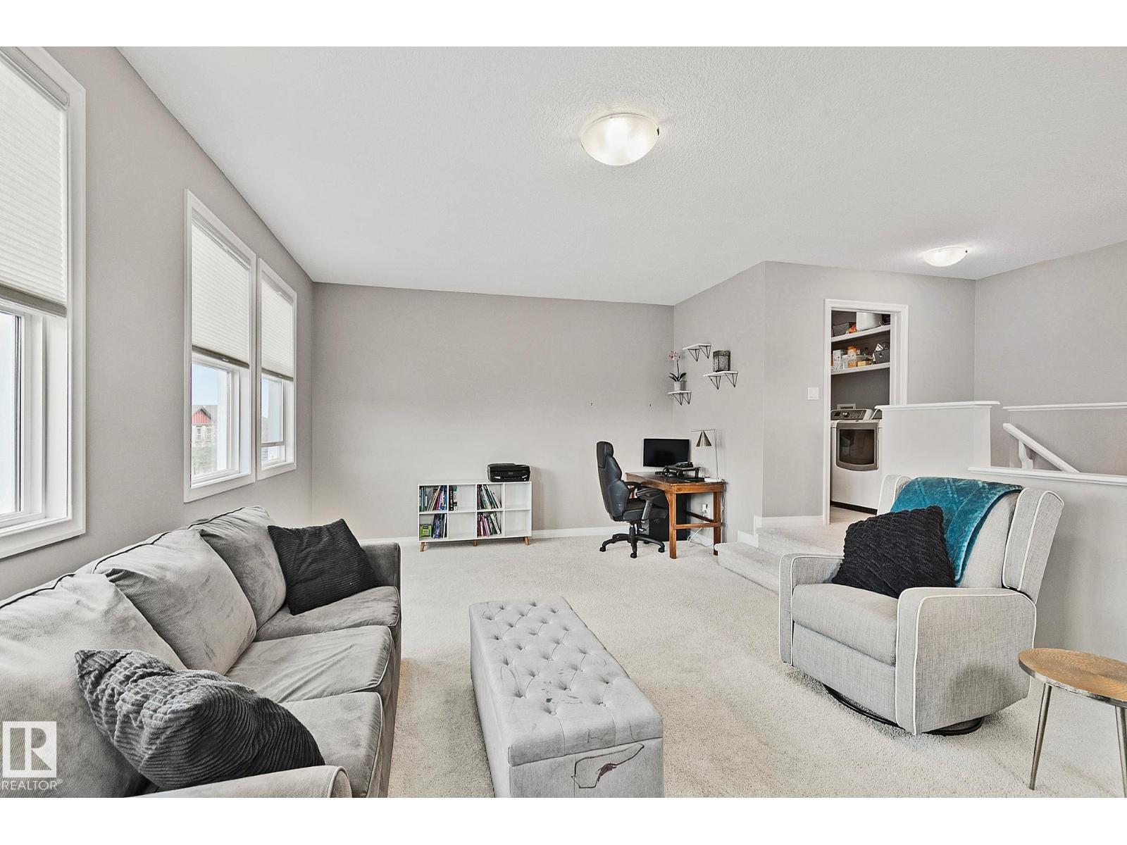 22131 95 AV NW, Edmonton