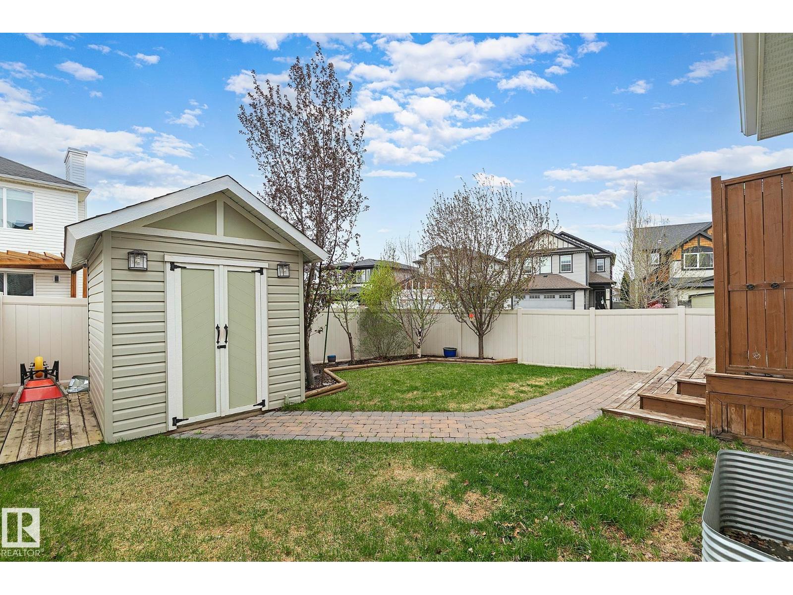 22131 95 AV NW, Edmonton