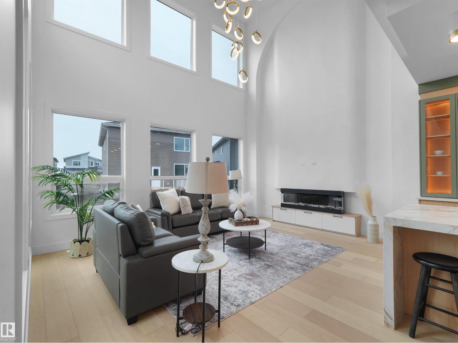 43 ELDRIDGE PT - Image 2