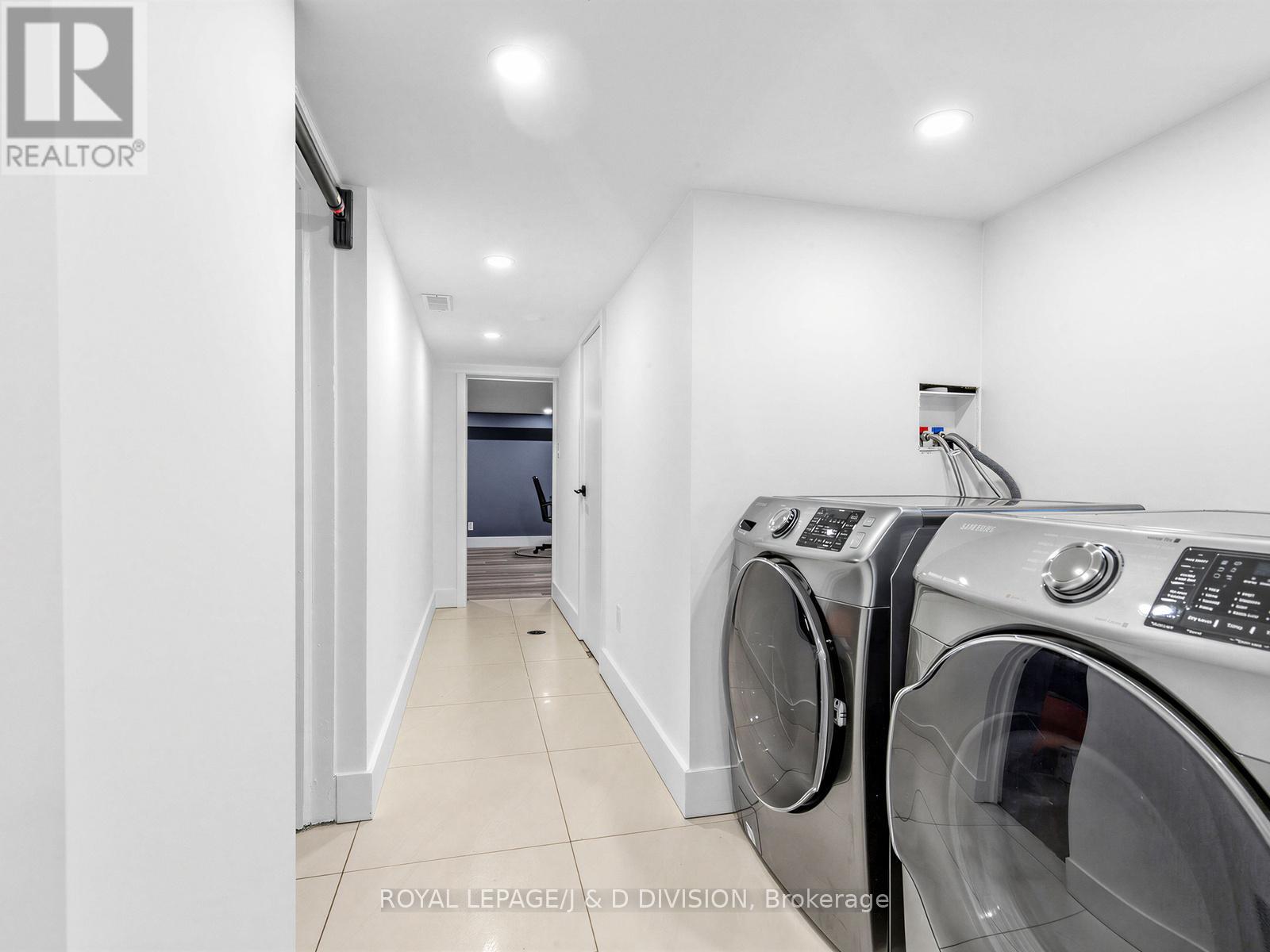 23 LATIMER AVENUE - 19