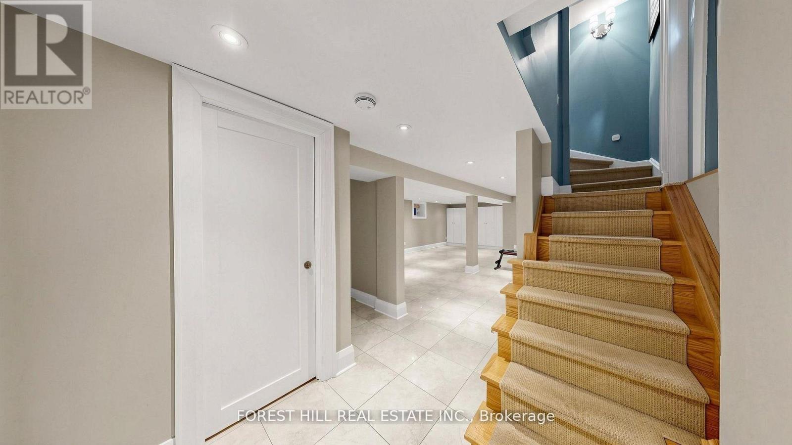 153 GLENGROVE AVENUE W - 28