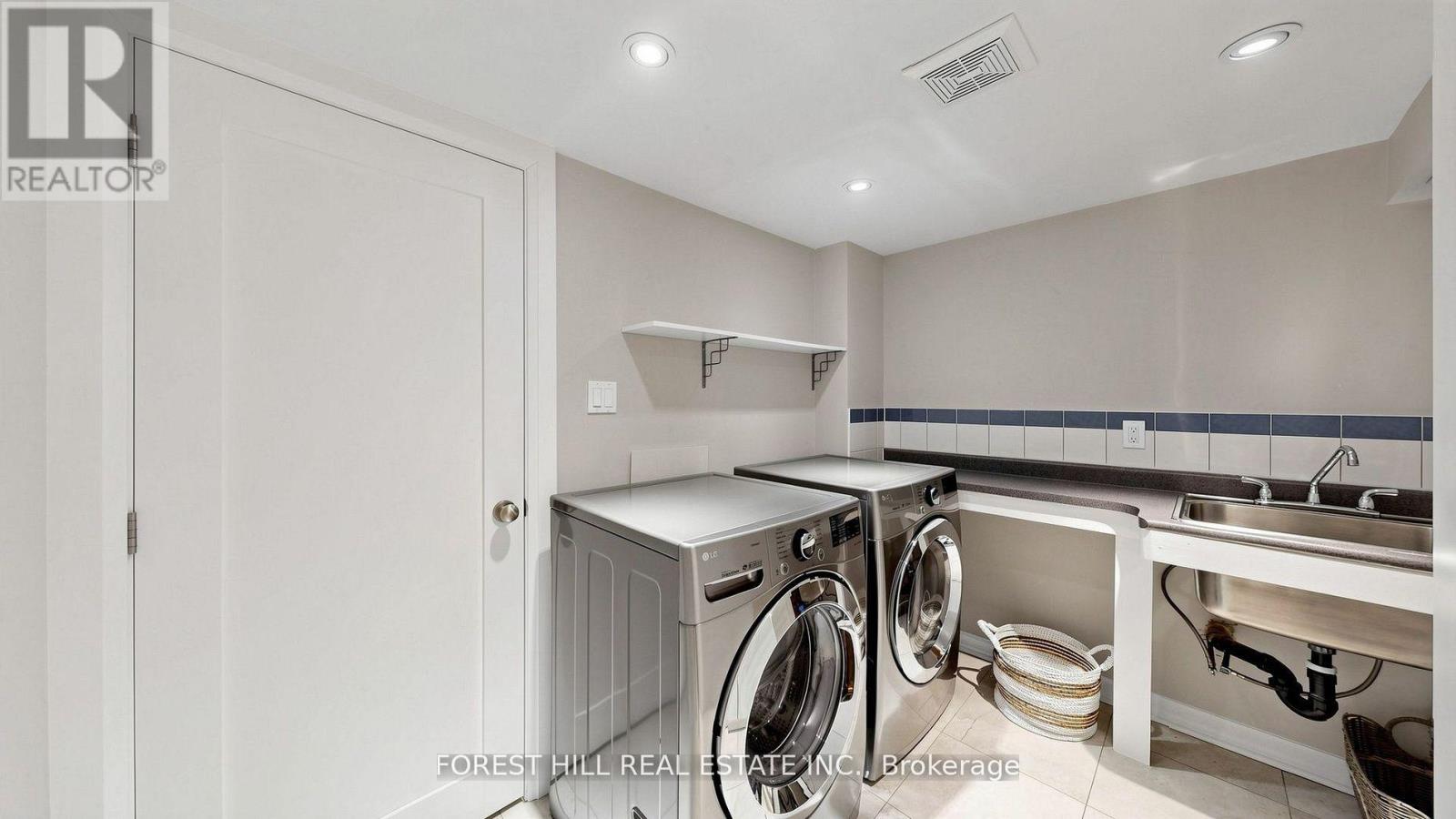 153 GLENGROVE AVENUE W - 32