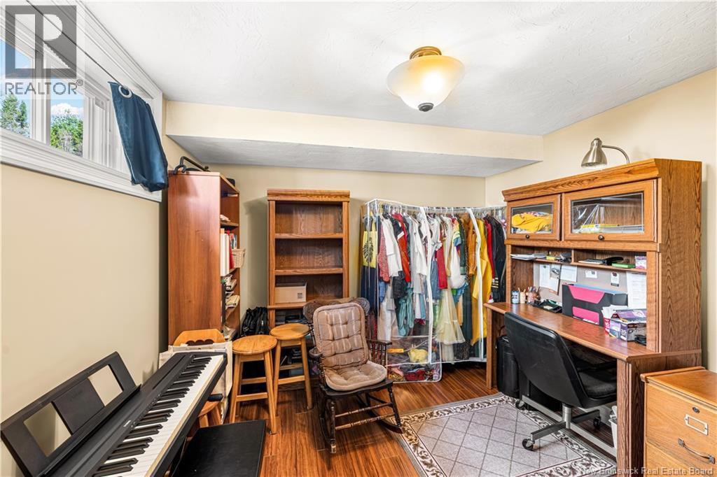 103 Bonaventure Street - 25