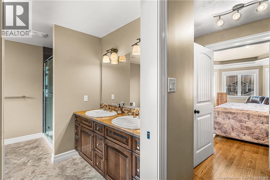 103 Bonaventure Street - 36