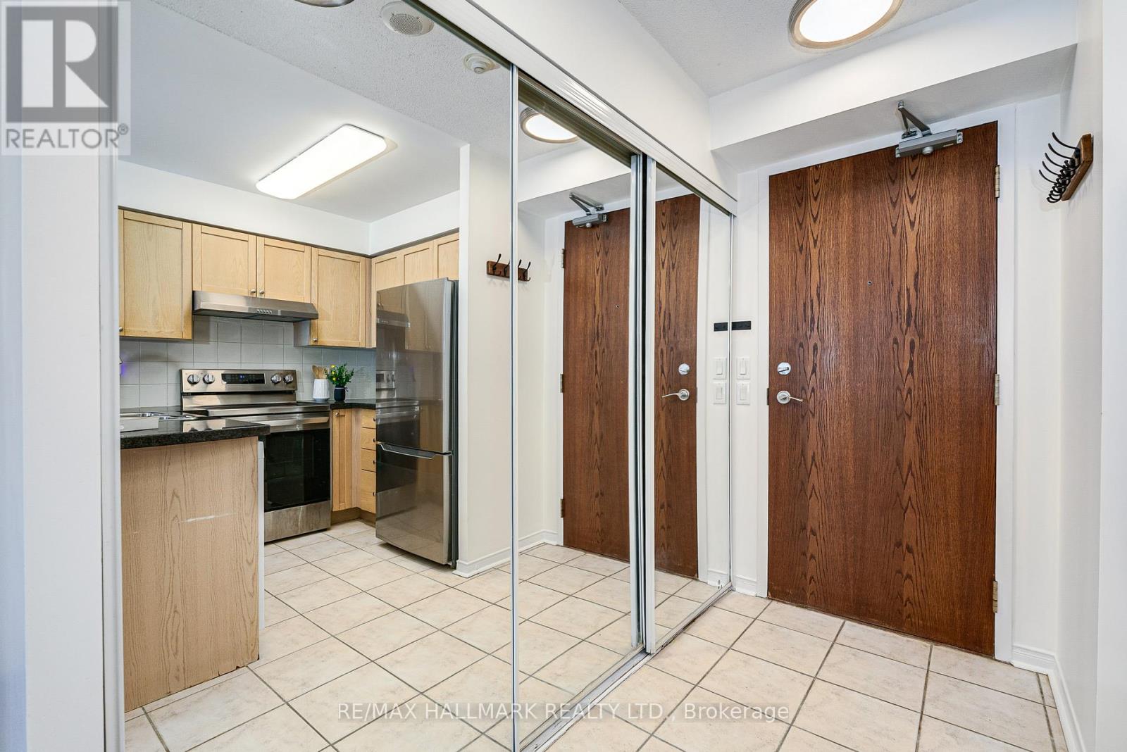 #311 1863 QUEEN STREET E - 14