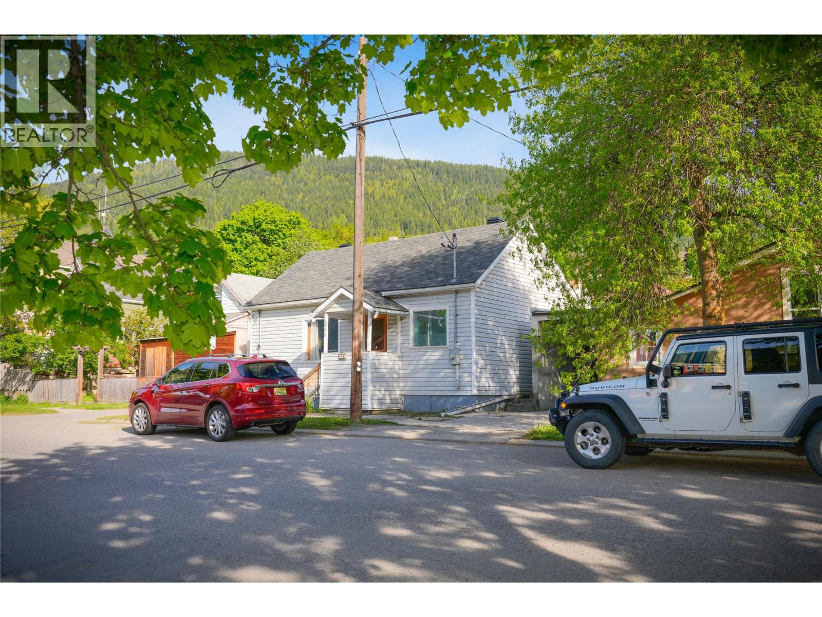 408 Mill Street - Image 2