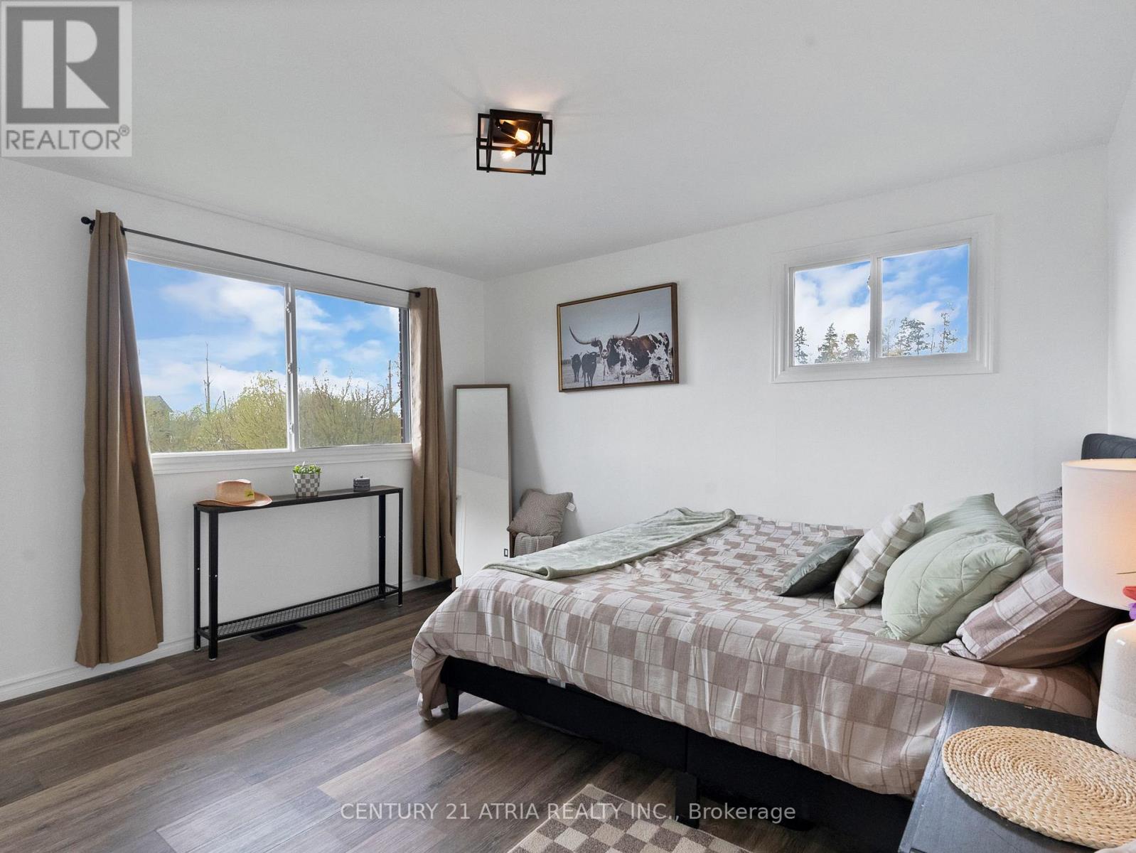 6552 YONGE STREET - 20