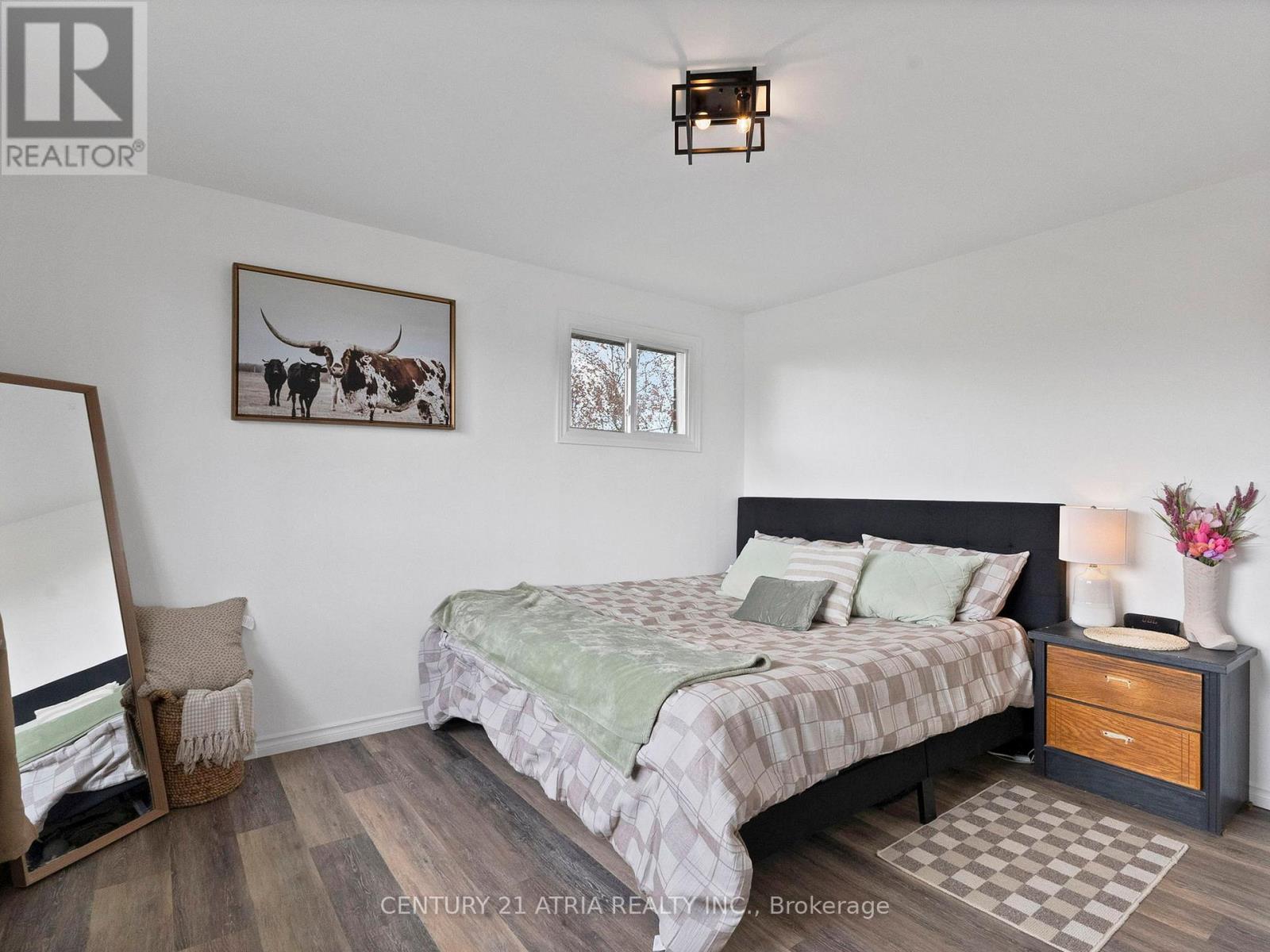 6552 YONGE STREET - 21