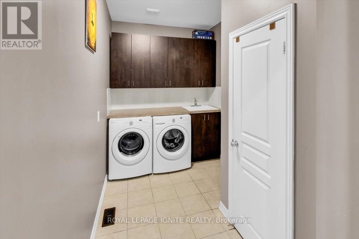87 RICHLER AVENUE - 21