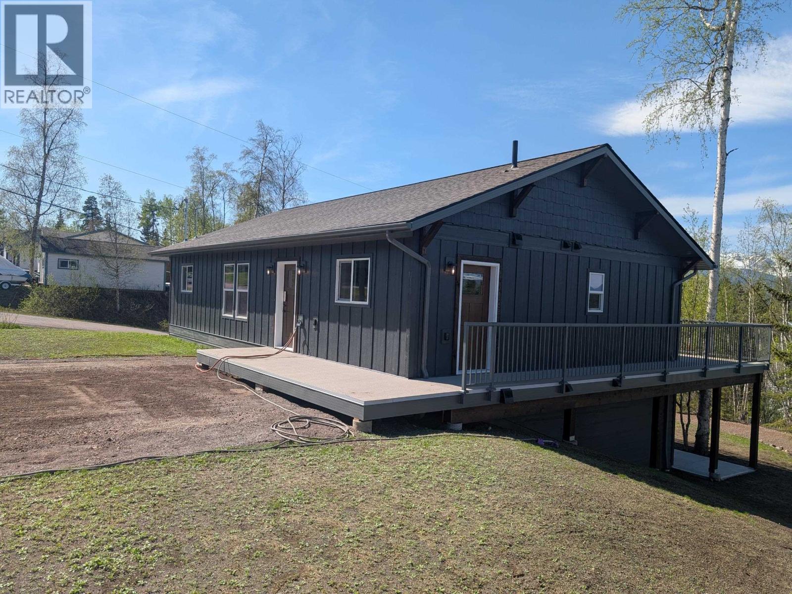 1498 CHESTNUT STREET, Telkwa