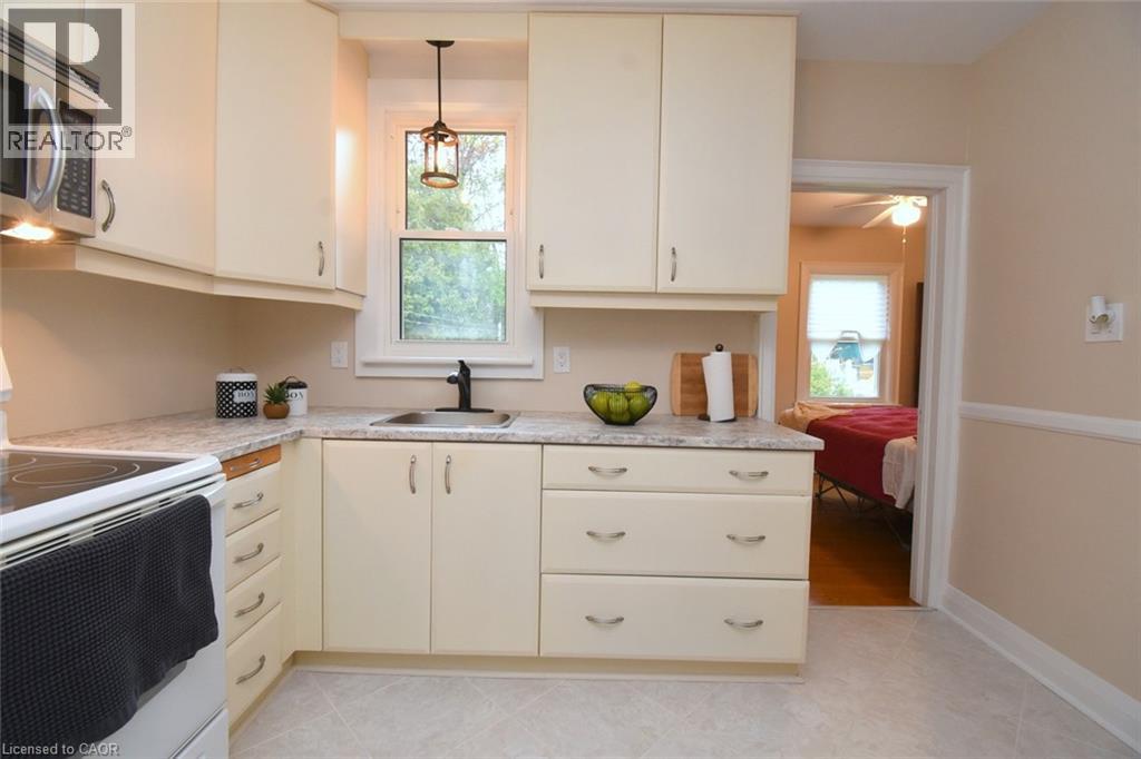 8 NORWOOD Road, Hamilton, Ontario, L8S3P9 — Photo 17