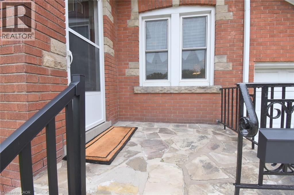 8 NORWOOD Road, Hamilton, Ontario, L8S3P9 — Photo 3