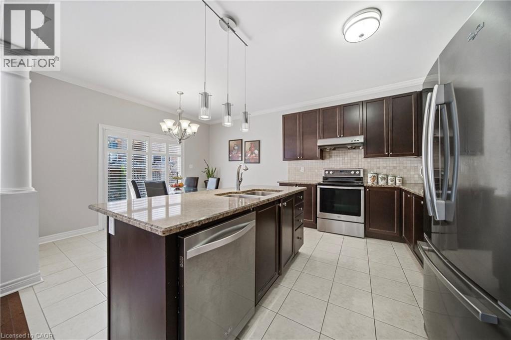 884 STOUTT Crescent, Milton, Ontario, L9T7R1 — Photo 13