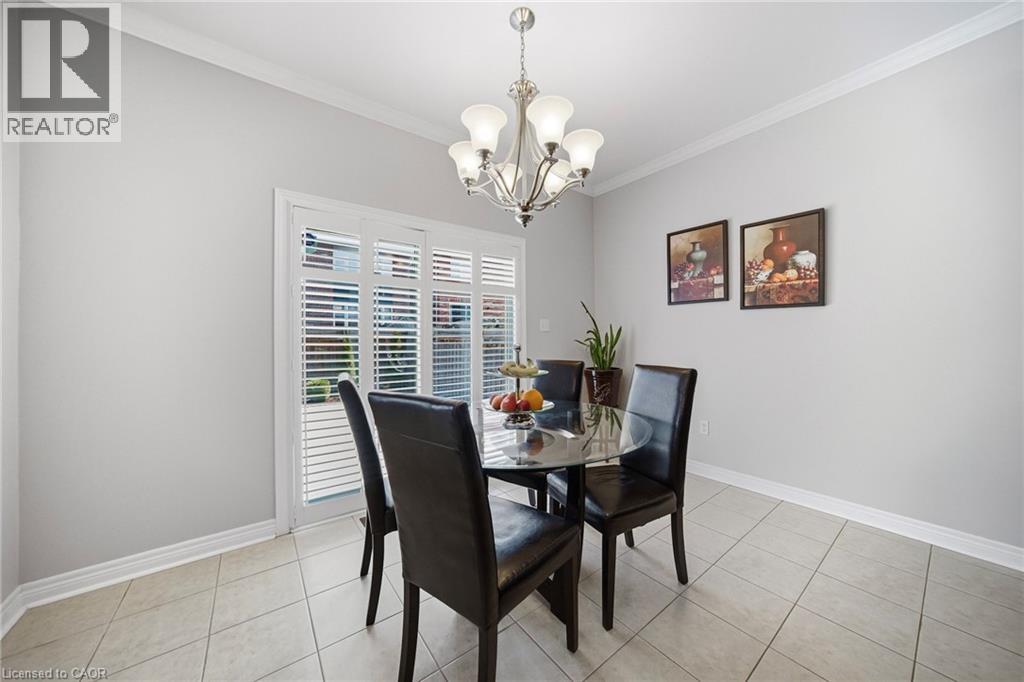 884 STOUTT Crescent, Milton, Ontario, L9T7R1 — Photo 16