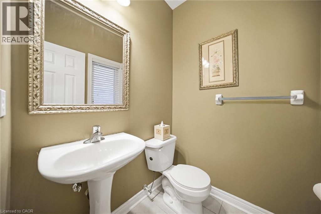 884 STOUTT Crescent, Milton, Ontario, L9T7R1 — Photo 36