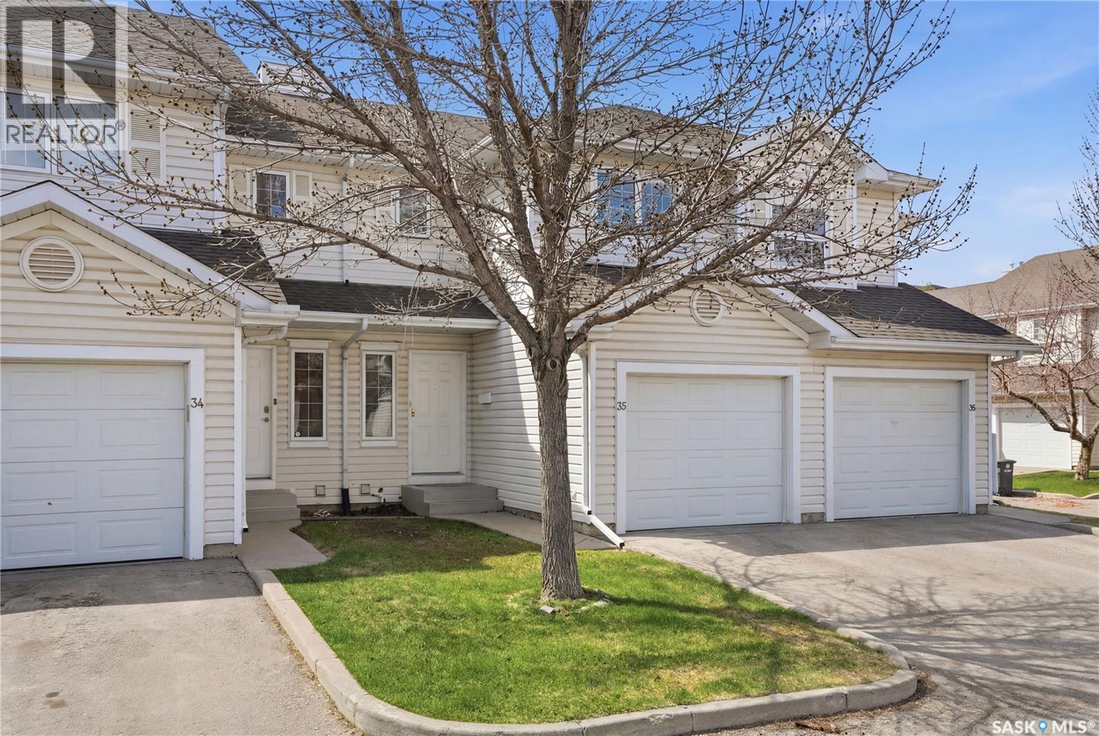 #35 110 Keevil CRESCENT - 5