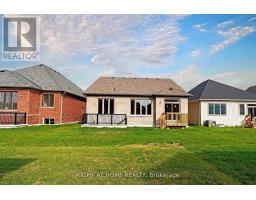 241 Wilcox Drive, Clearview, ON L0M1S0 Photo 9