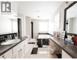 10705 101 Avenue, La Crete, AB T0H2H0 Photo 28