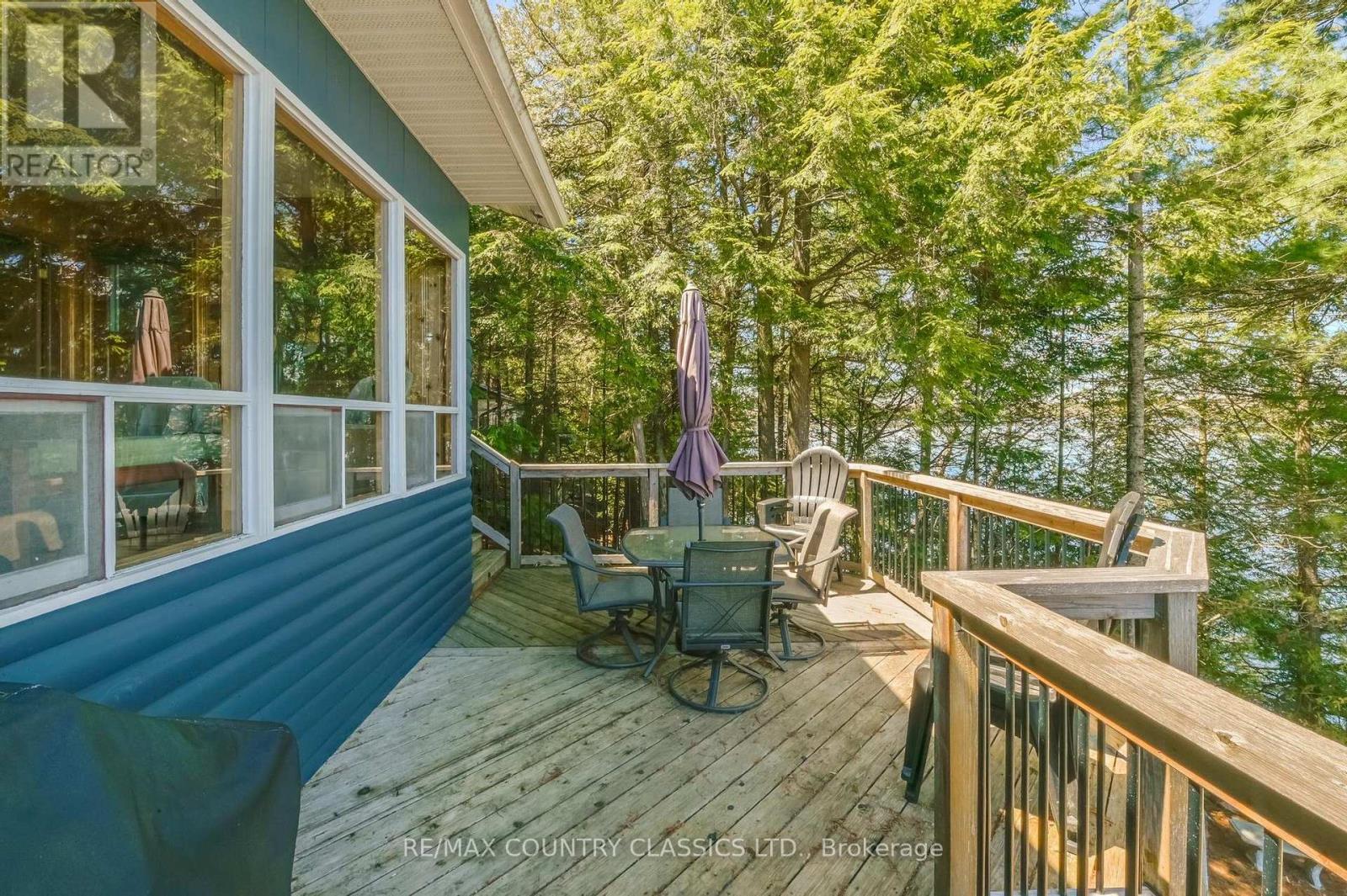 204 BLUE HERON LANE - 10