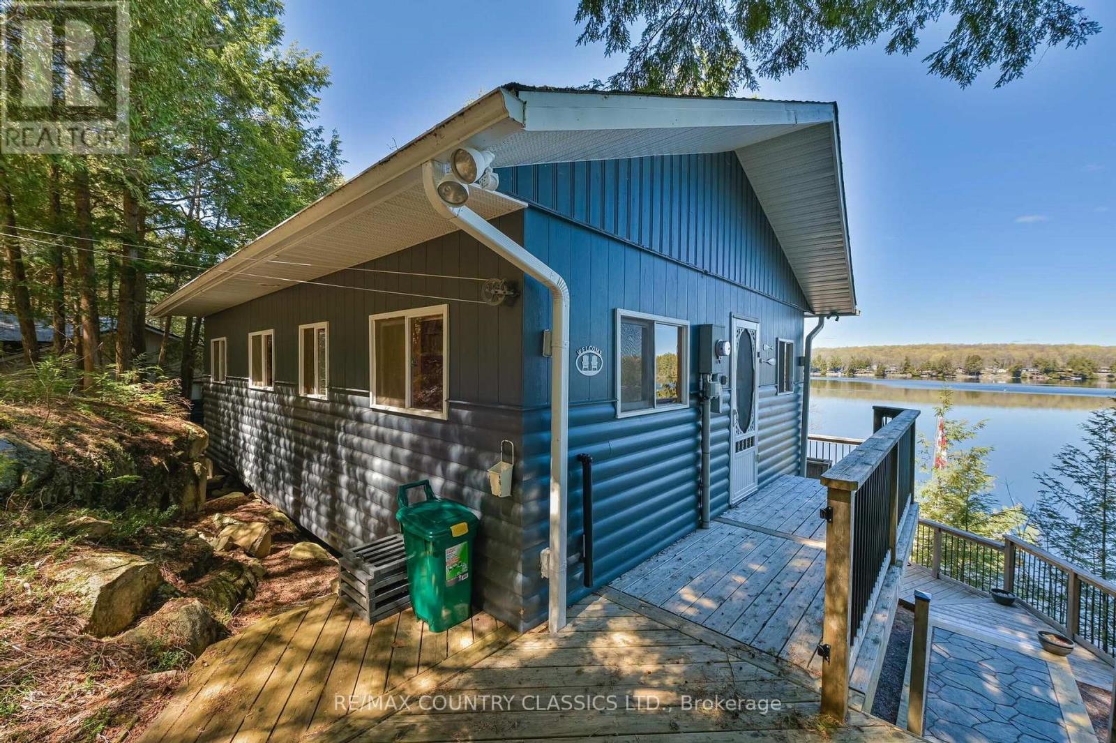 204 BLUE HERON LANE - 7