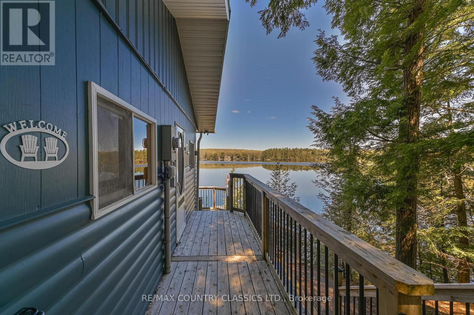 204 BLUE HERON LANE - 9