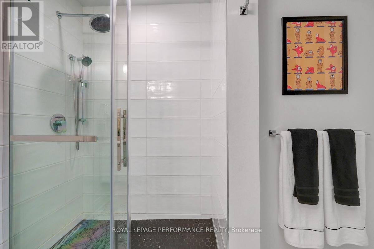 2 Bed, 1 Bath Apartment for Sale in Ottawa – 201 – 260 BESSERER STREET, Ottawa – MLS# X13134534 - Image 36