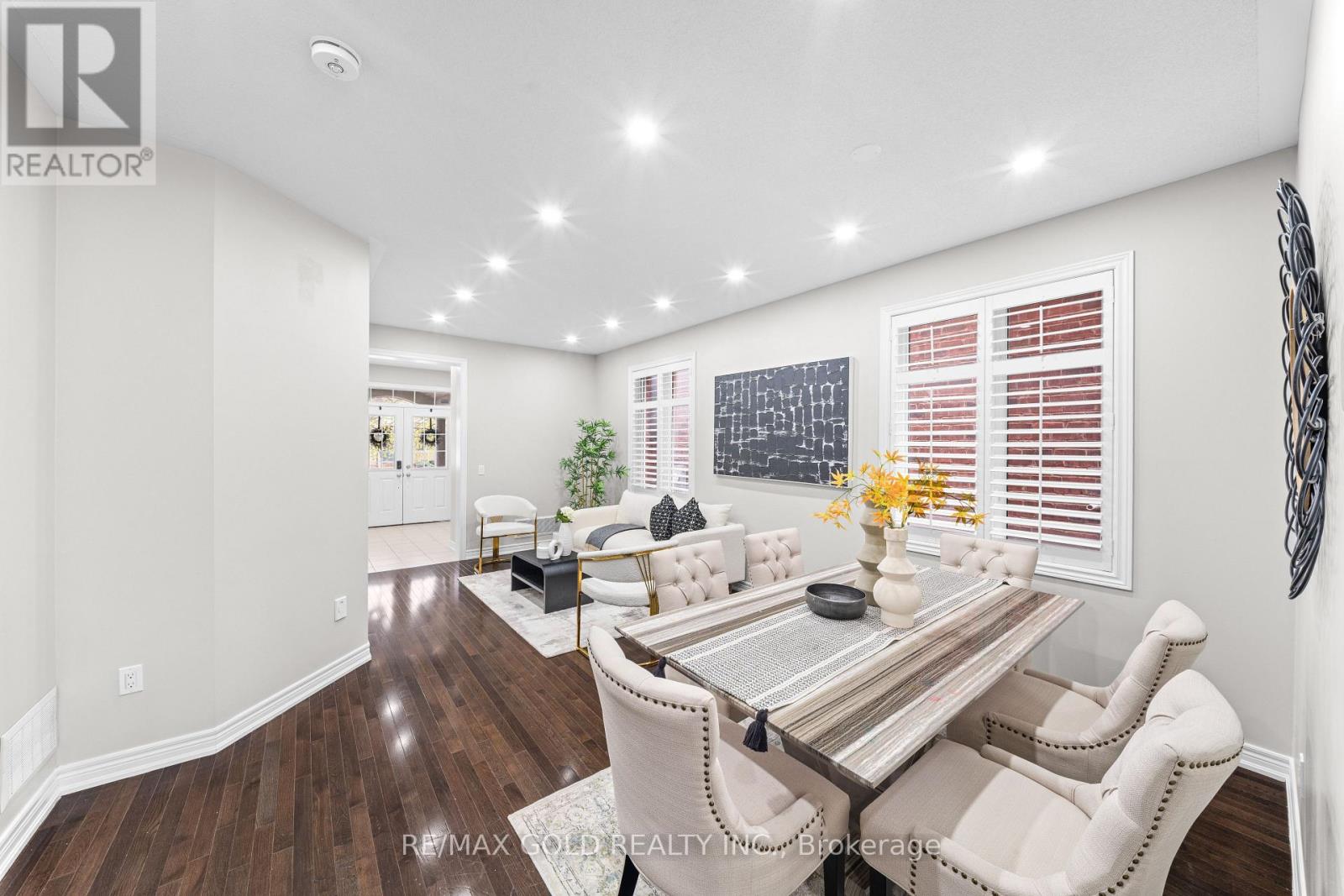10 ROUGEBANK AVENUE - 11
