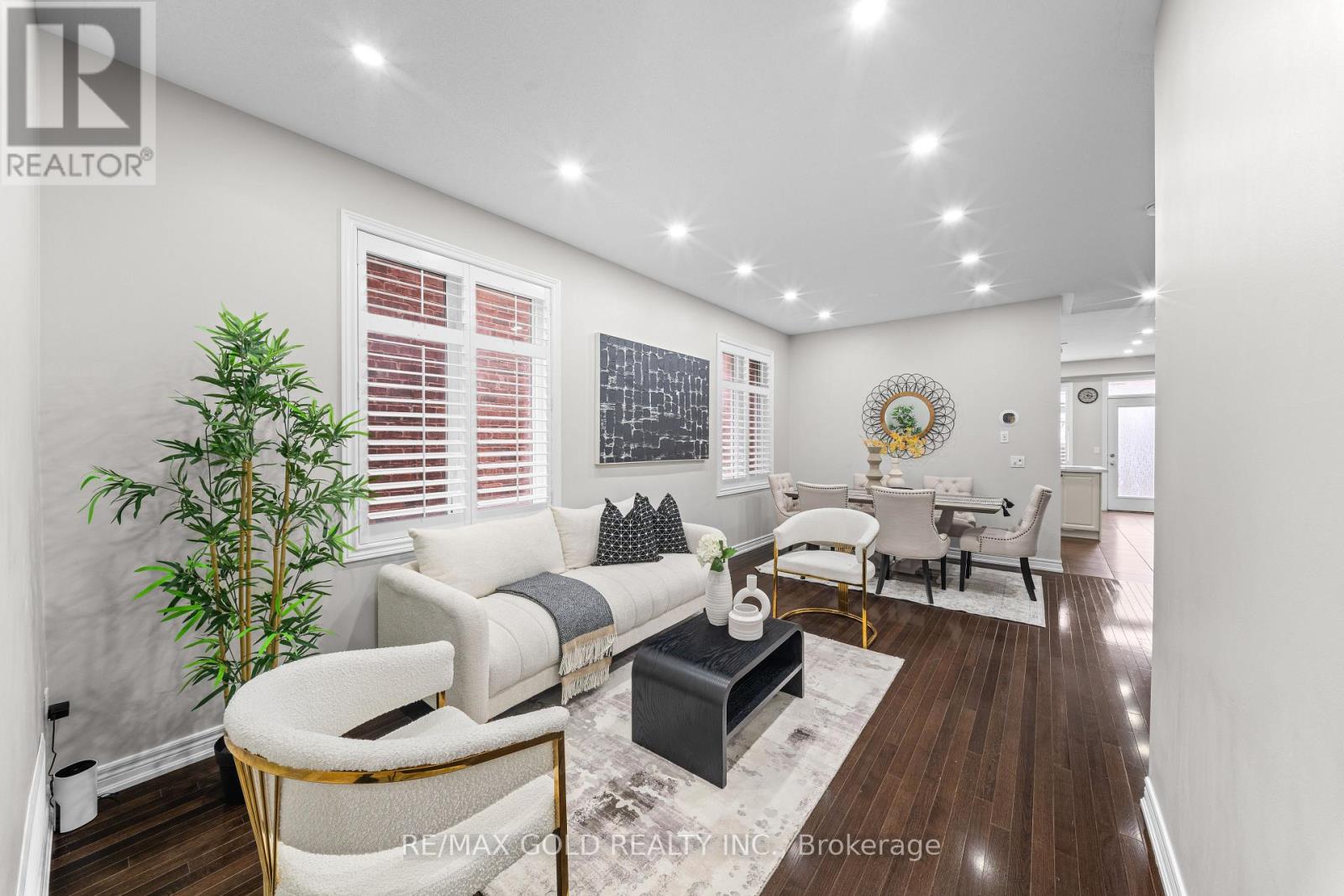 10 ROUGEBANK AVENUE - 9