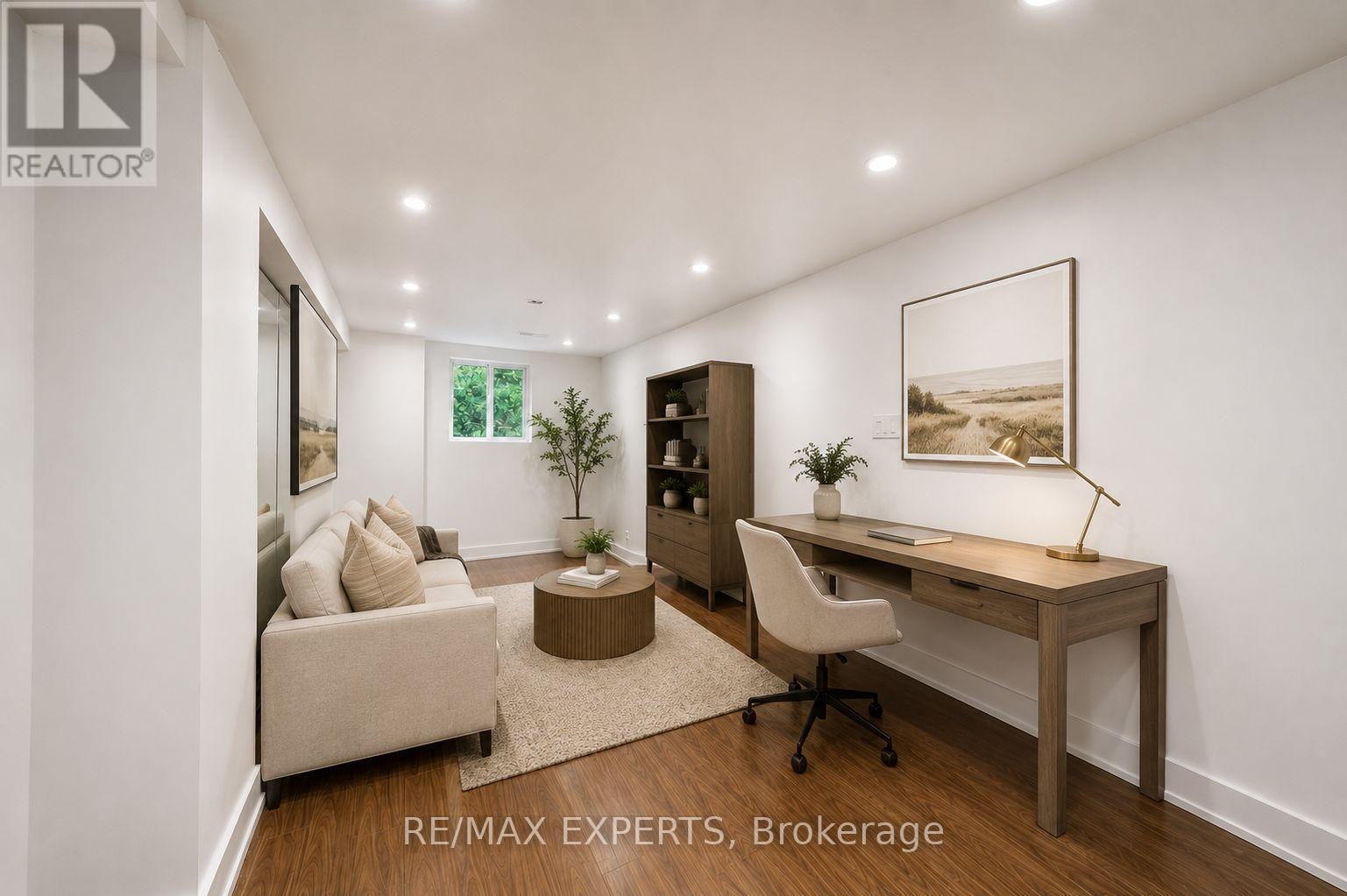 1135 GREENOAKS DRIVE - 32